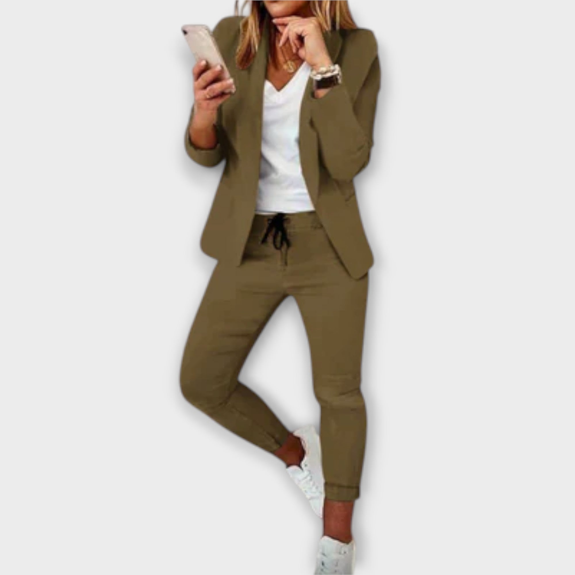 Amalina - Elegantni i udoban blazer set