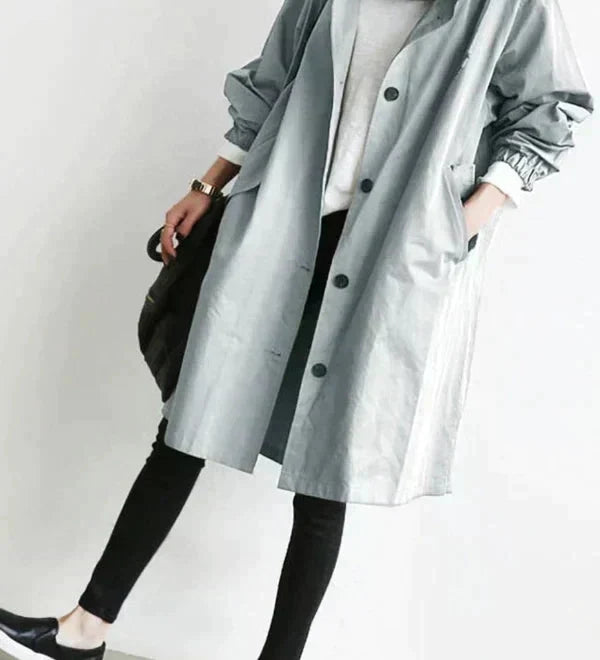 Dorothee | Trench-Coat Tyylillä